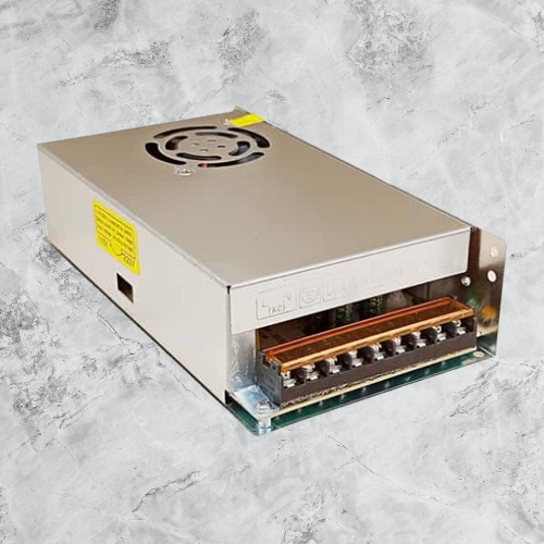 آدابتور 12 ولت 30 آمپر مدل AV30 آدابتور 12 ولت 30 آمپر مدل AV30